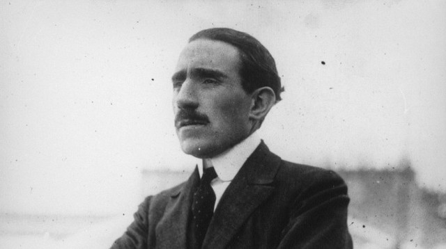 Louis Renault.