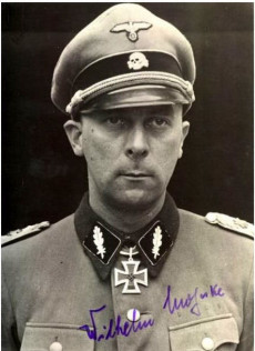 Willhelm Mohnke som Standartenführer