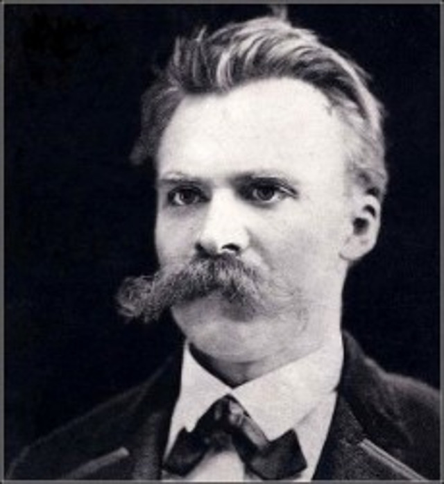 Nietzsche-640x698
