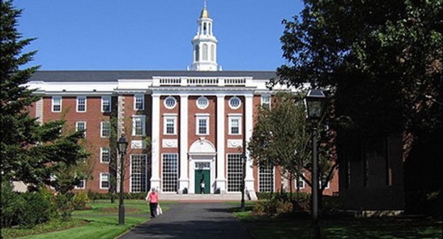 Mottar norske bistandspenger: Harvard University