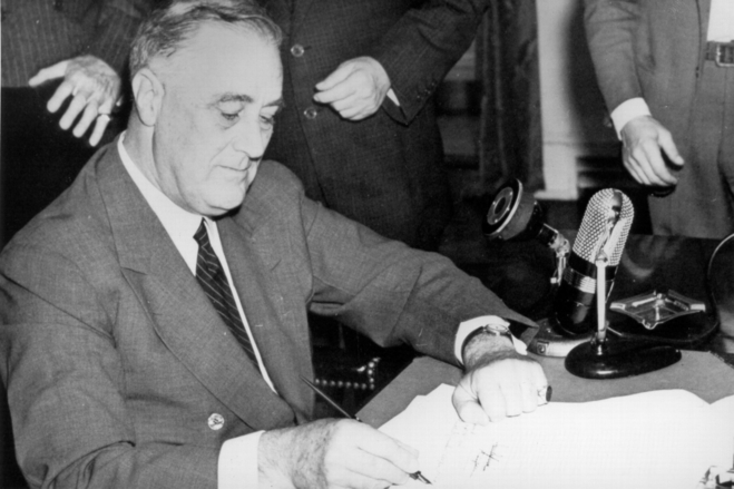 Franklin D. Roosevelt, en udømt krigsforbryter.